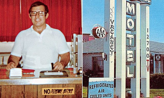 Gerald Foos alla reception del Manor House Motel